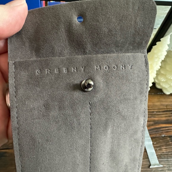 Apple-Compatible 40MM Watch Band 8pc Set - Picture 12 of 13